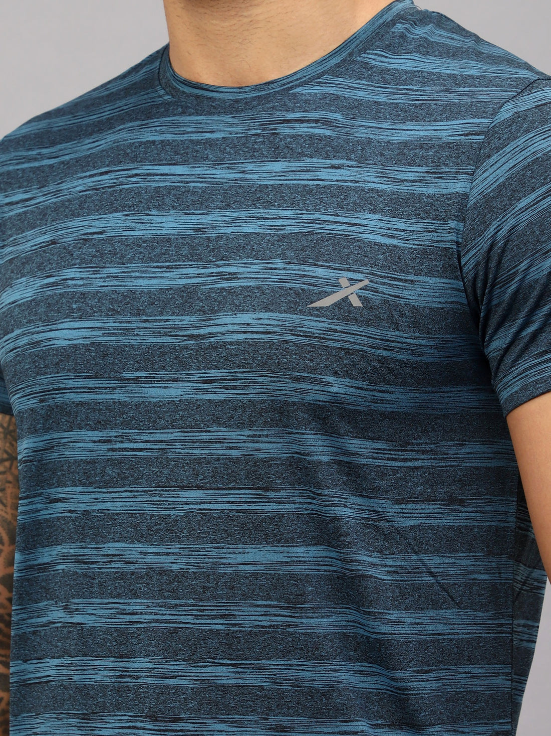 Vector X Mens Polyester Round Neck Sports T-Shirt Half Sleeves